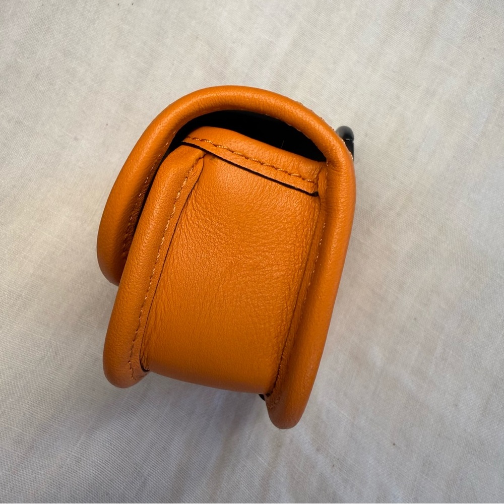 ๐๐๐WEEKEND SALE๐๐๐Coach Orange Leather Mini Pouch - Picture 3 of 7